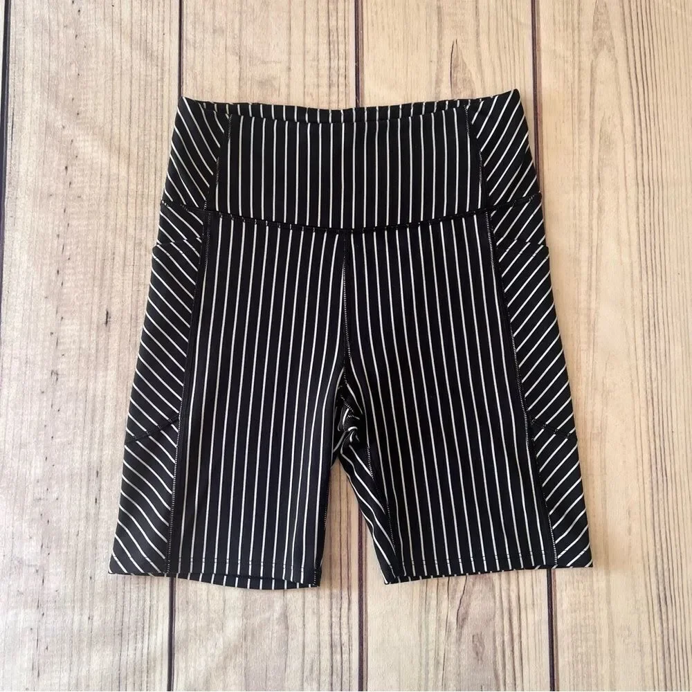 Victorias Secret On Point Flow Black & White Striped Athletic Bike Shorts